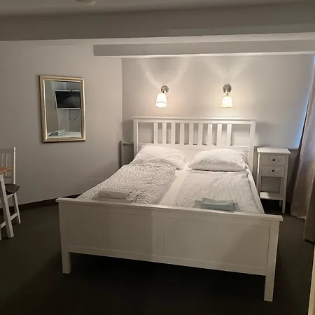 Pensionat Am Burgtor Lübeck